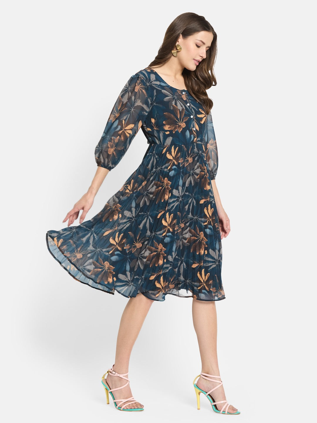 METTLE  Women Floral Print Puff Sleeve Fit & Flare Dress