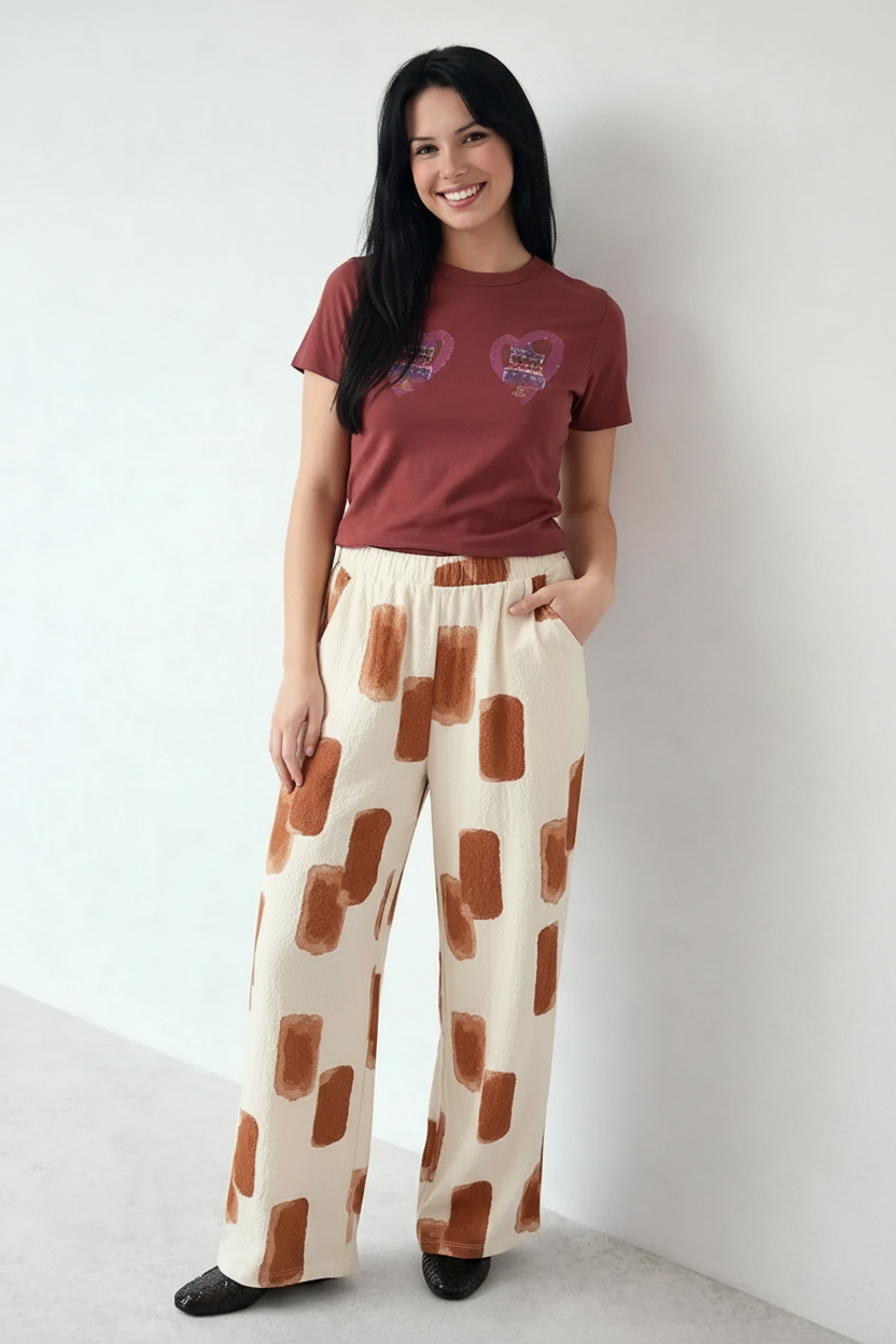 Women Regular Fit Abstract Track Pants