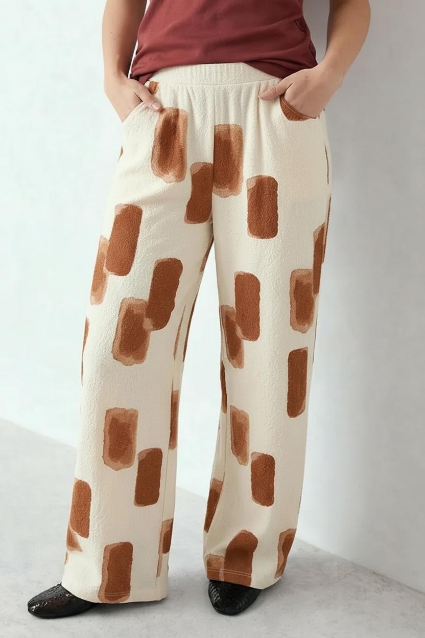 Women Regular Fit Abstract Track Pants