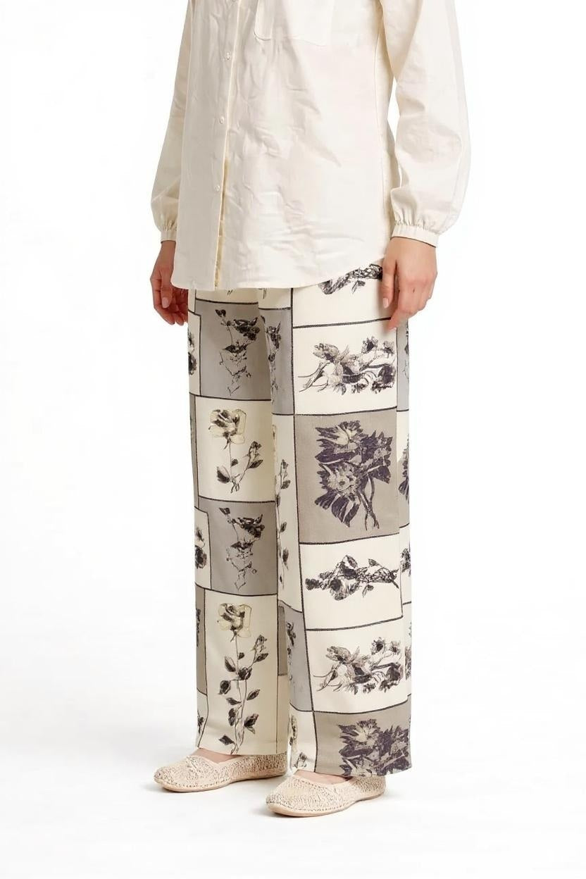Women Regular Fit Floral Track Pants