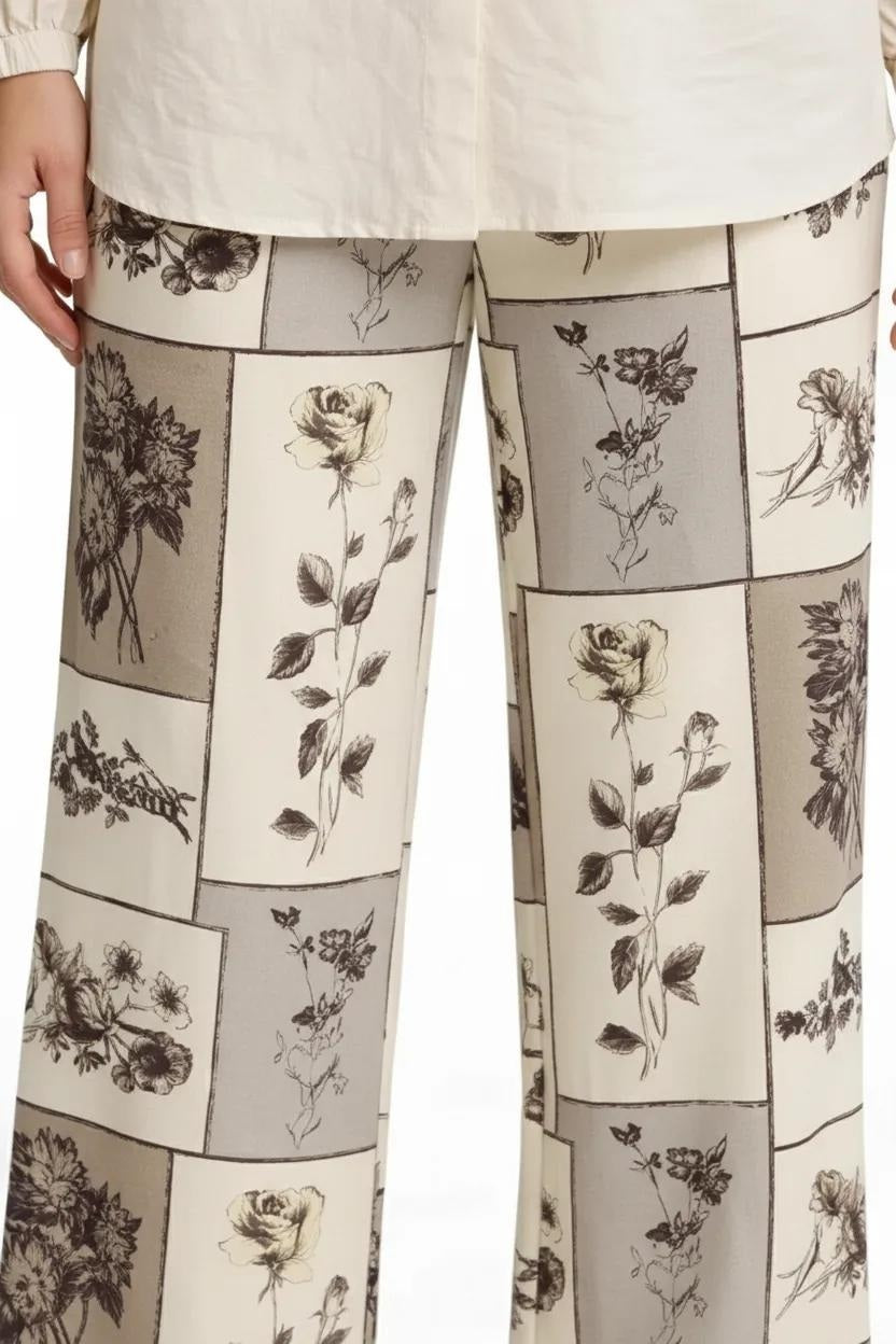 Women Regular Fit Floral Track Pants