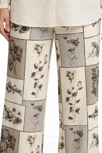 Women Regular Fit Floral Track Pants