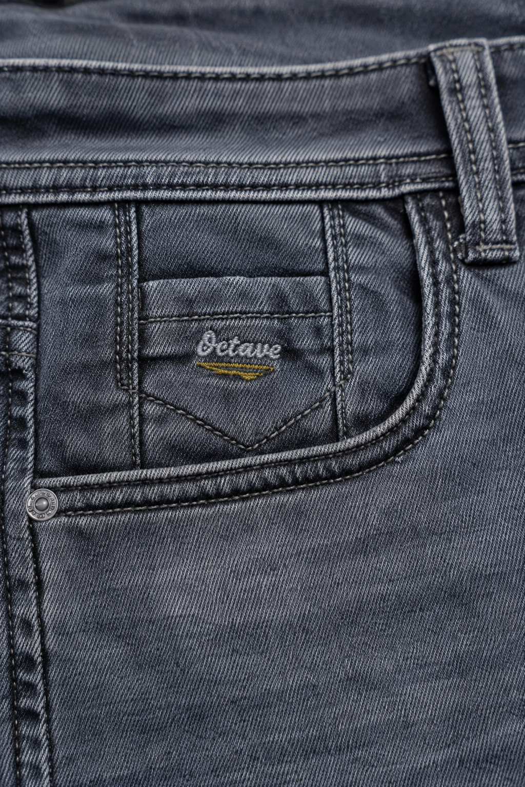 Men’s Charcoal Denim Regular Fit Jeans | Mid-Rise Five-Pocket Washed Casual Jeans