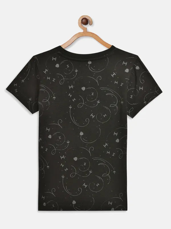 Black Graphic Round Neck