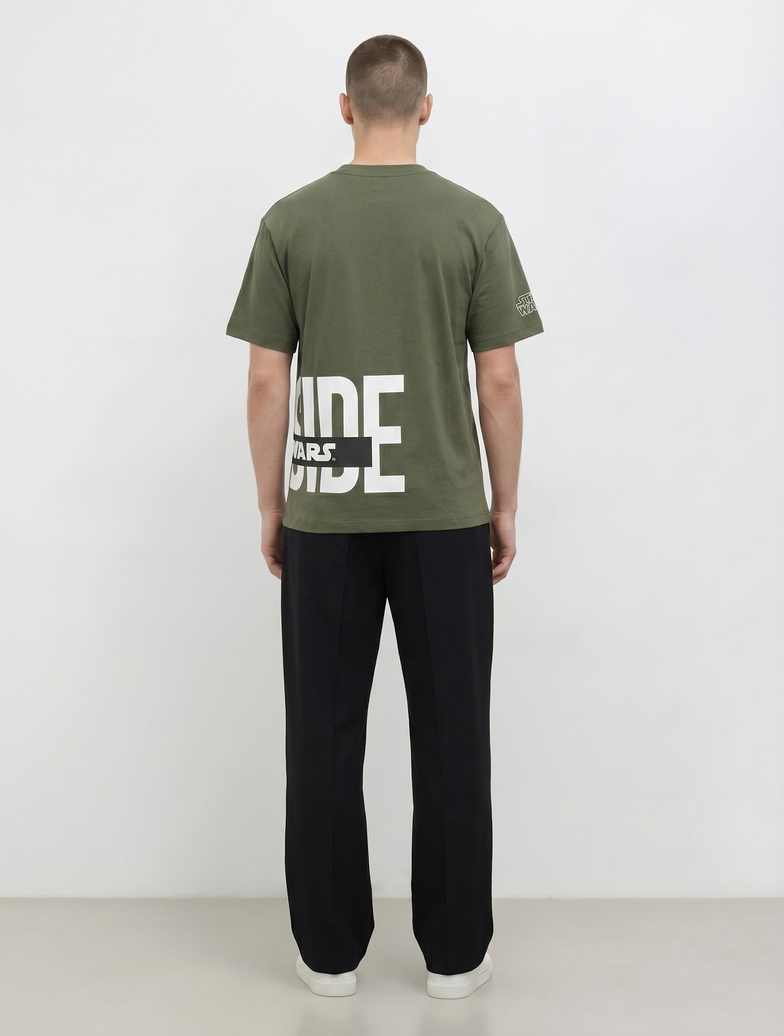 Men Four Leaf Typography Printed Round Neck Cotton T-shirt