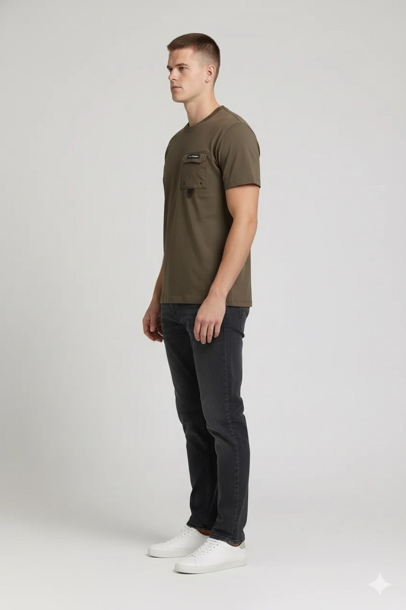 Men Coffee Brand Logo Pockets T-shirt
