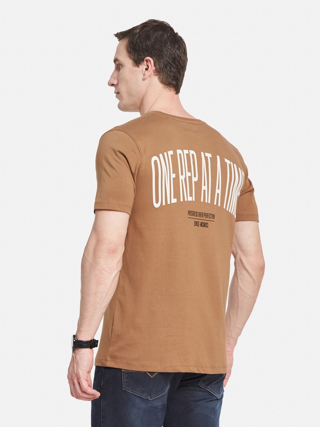 BACK  PRINT ROUND NECK SINGLE JERSEY KNIT T-SHIRT