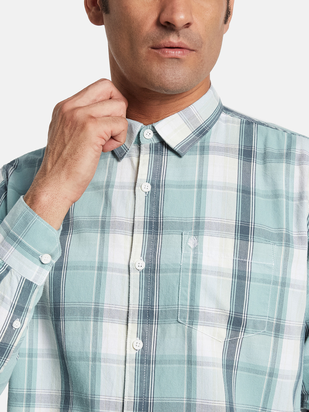 METTLE Men Opaque Checked Casual Shirt