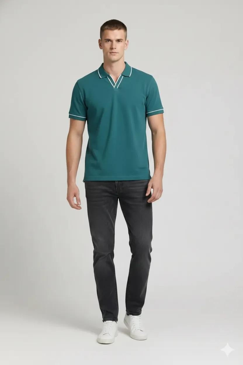 Men Bottle Green Solid Polo Collar T-shirt