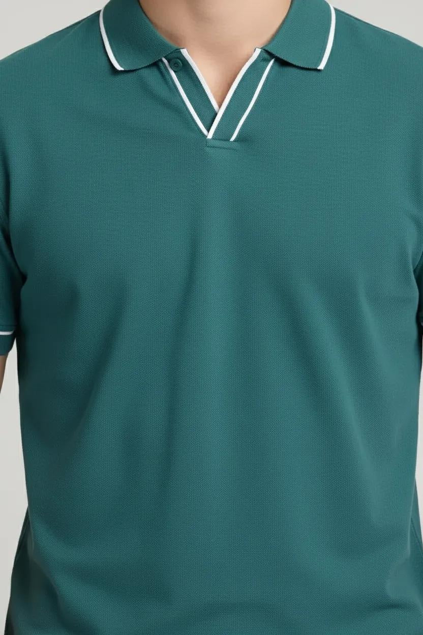 Men Bottle Green Solid Polo Collar T-shirt