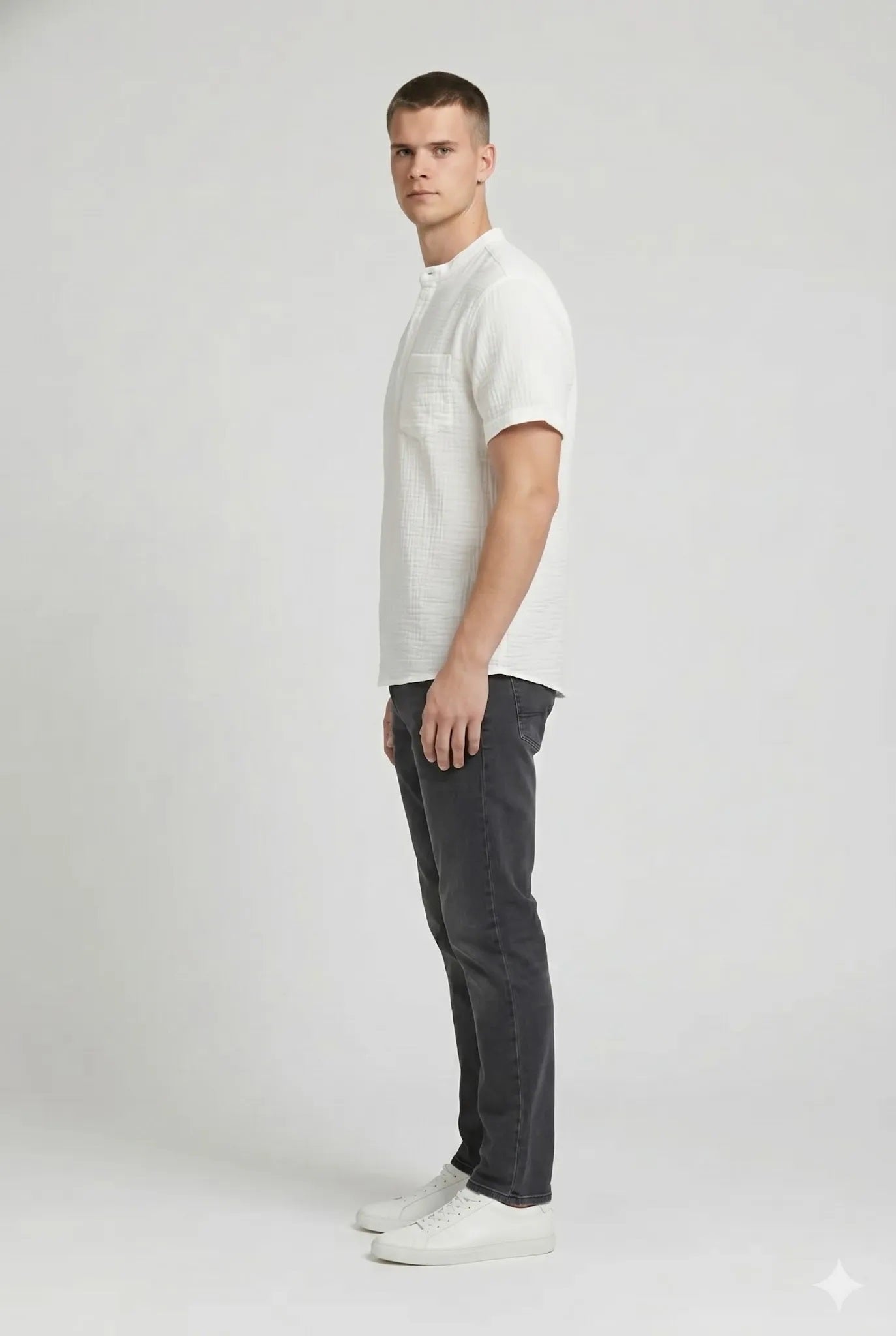 Men Off White Cotton Mandarin Collar Pockets T-shirt