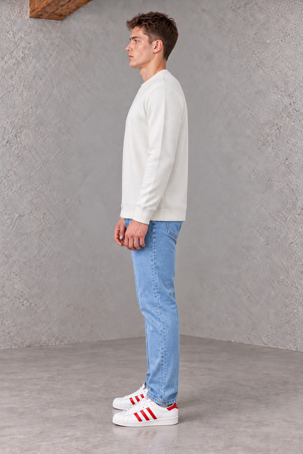 Men’s Off White Brushed Seersucker Fleece Full Sleeve Winter Sweatshirt