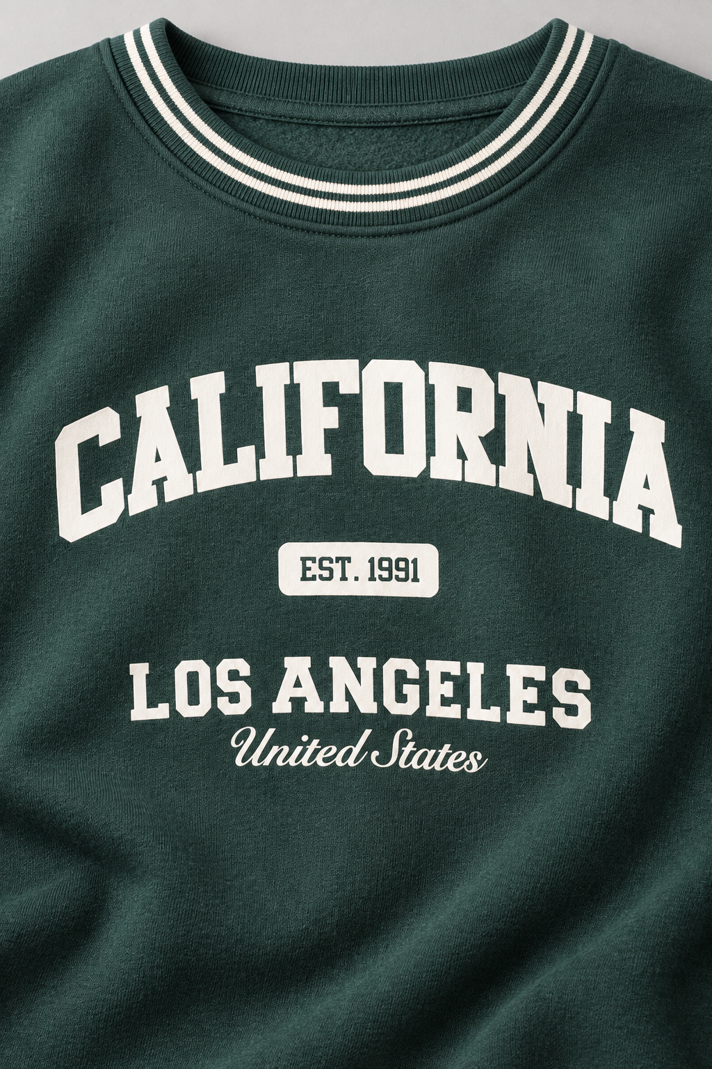 Men’s Regular Fit Cotton Brushed Fleece Graphic Sweatshirt – Pine