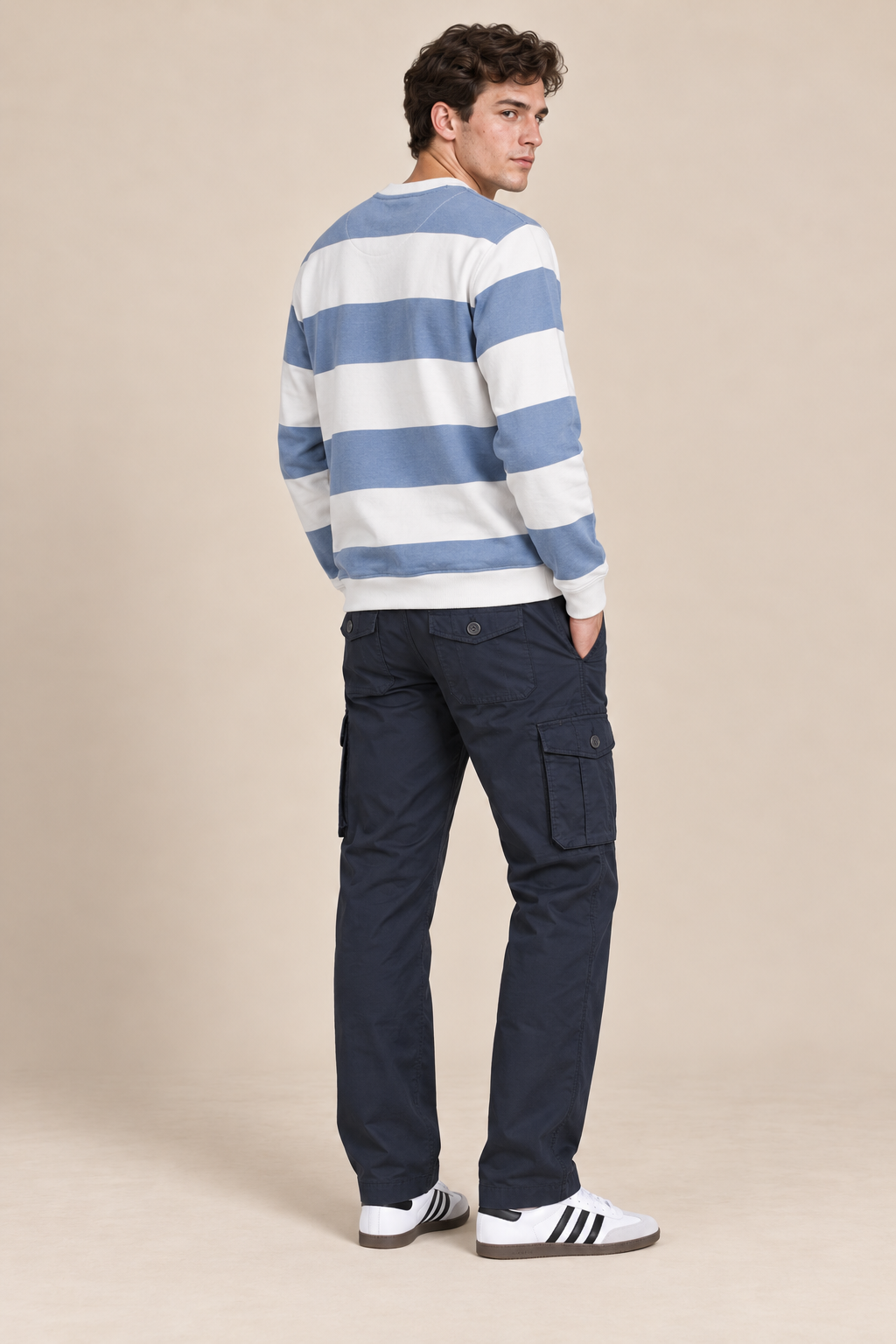 Men’s Oxford Blue Cotton Blend Graphic Sweatshirt – Regular Fit Crew Neck