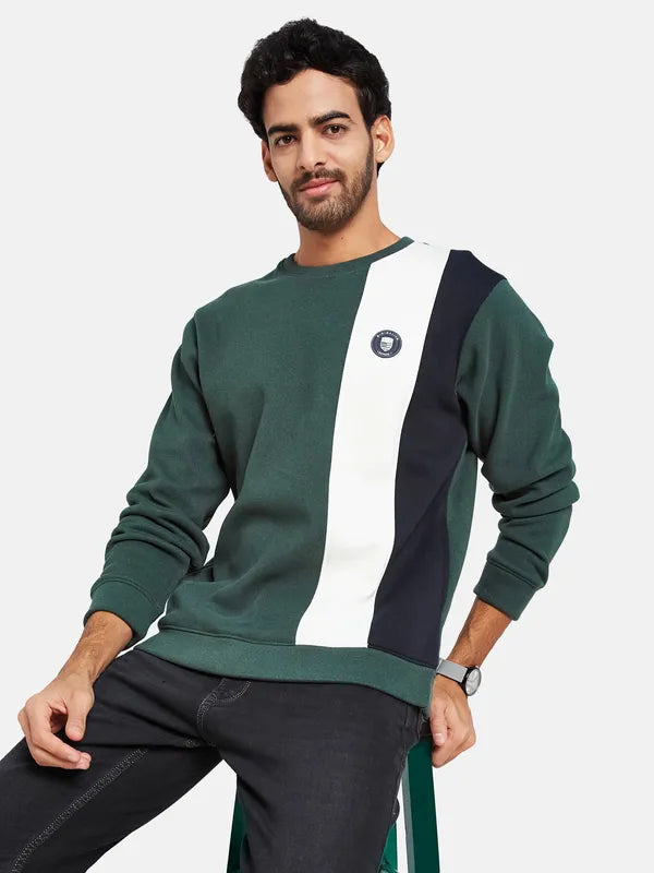 Octave Men Green Colourblocked Sweatshirt