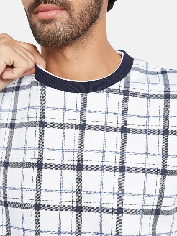 Octave Men White Checked Sweatshirt