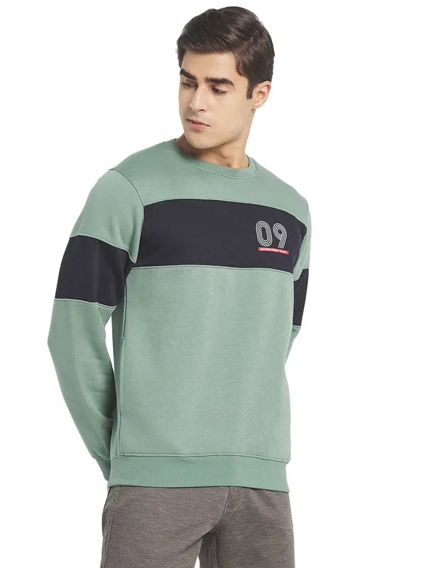 Octave Men Green Colourblocked Sweatshirt