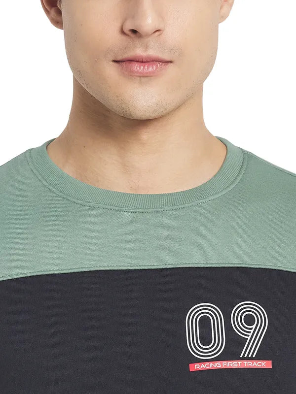 Octave Men Green Colourblocked Sweatshirt