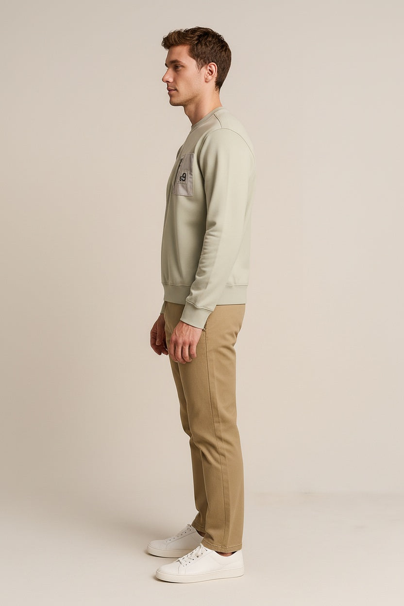 Men Colourblocked Sweatshirt