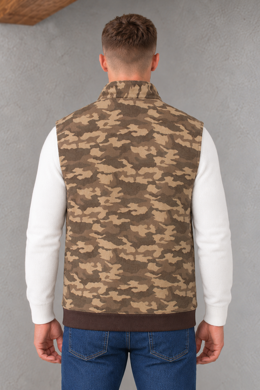 Men's Regular Fit Knitted Camouflage Gilet with Full Zip, Stand Collar and Side Pockets – Olive Camou