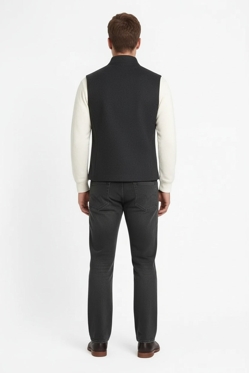 Men Black Solid Mandarin Neck Sweatshirt