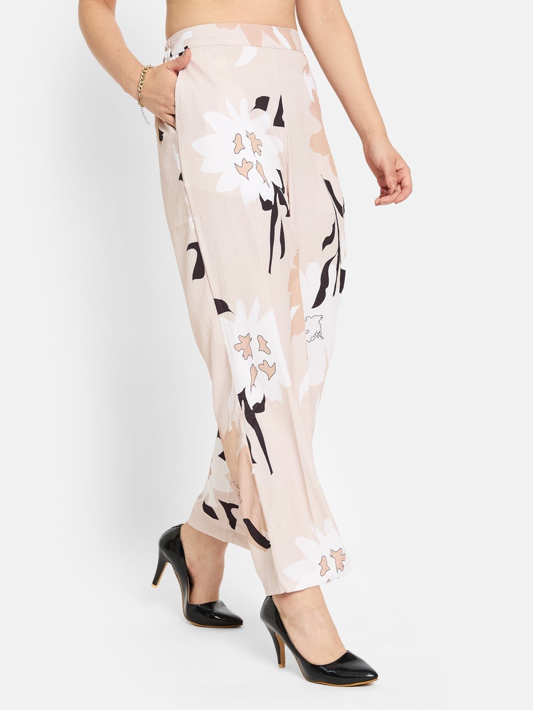 METTLE Women Printed Cotton Regular Fit Mid-Rise Regular Trousers