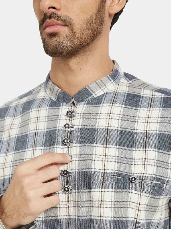 Mettle Men Beige Tartan Checks Opaque Checked Casual Shirt