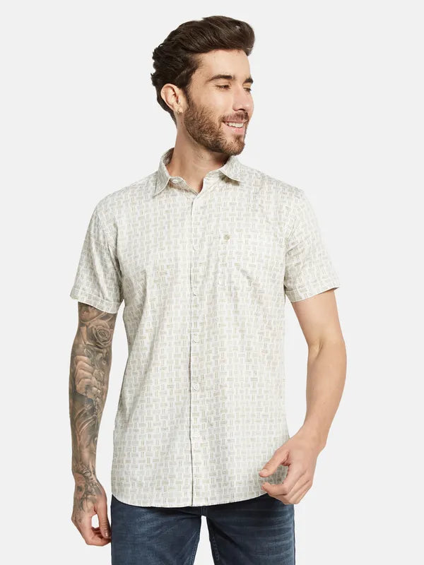 Mettle Spread Collar Geometric Printed Casual Cotton Shirt