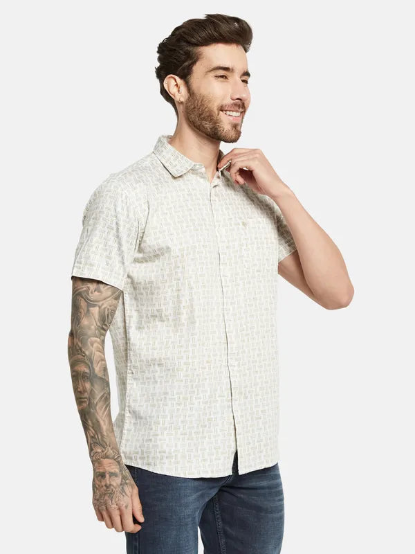 Mettle Spread Collar Geometric Printed Casual Cotton Shirt