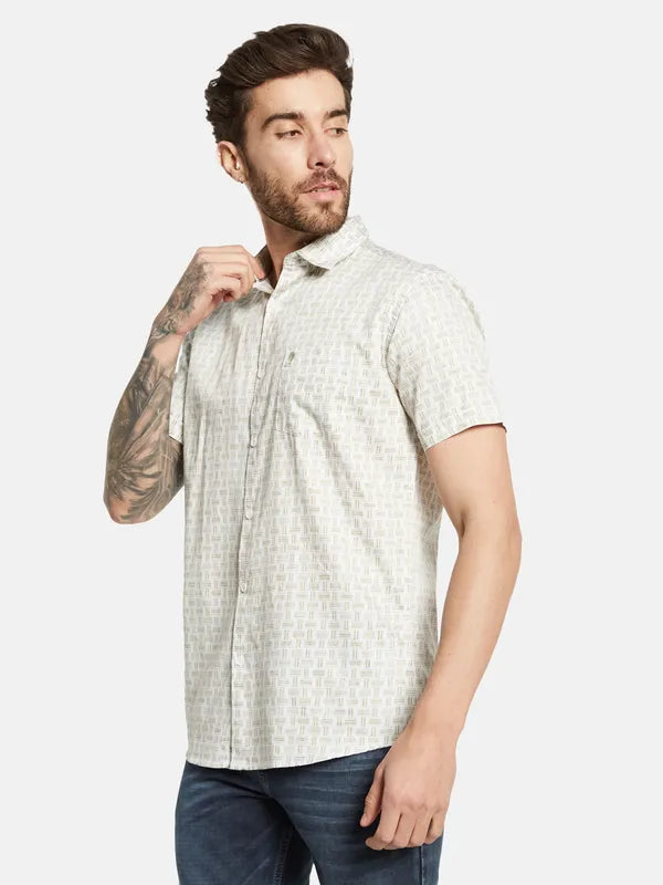 Mettle Spread Collar Geometric Printed Casual Cotton Shirt