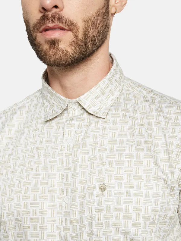 Mettle Spread Collar Geometric Printed Casual Cotton Shirt