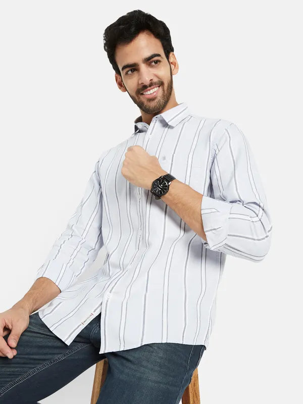 Mettle Men Blue Opaque Striped Casual Shirt