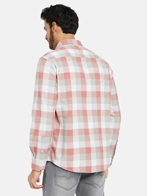 Mettle Men Coral Opaque Checked Casual Shirt