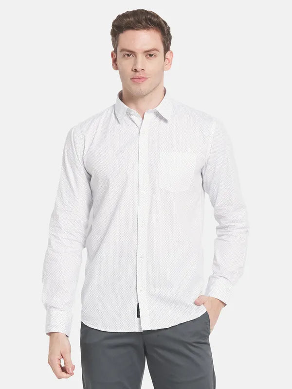 Men White Striped Casual Shirt