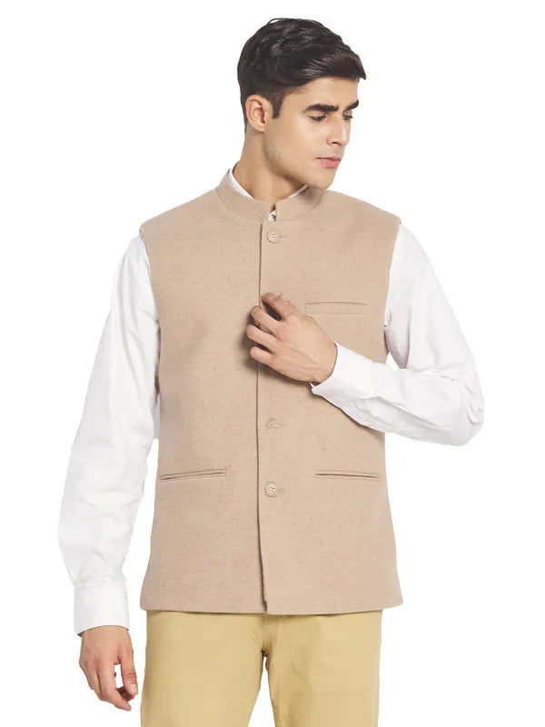 Mettle Men Solid Woven Waistcoat