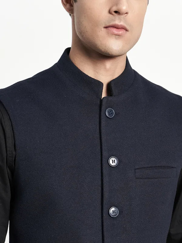 Men Navy-Blue Solid Woven Waistcoat