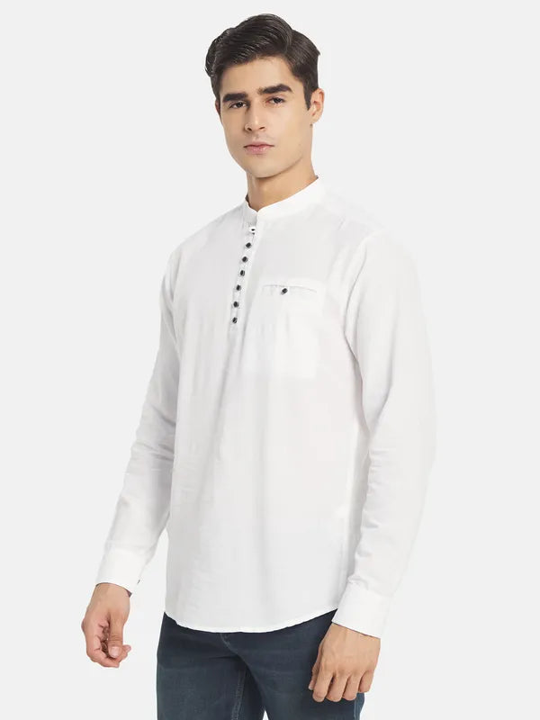 Mettle Men White Solid Casual Shirt