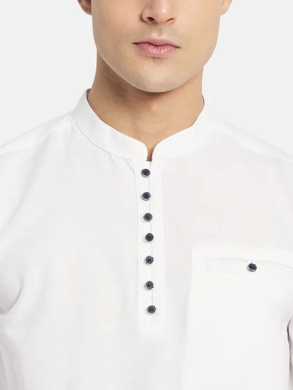 Mettle Men White Solid Casual Shirt