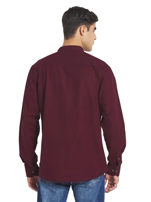 Mettle Men Maroon Solid Cotton Casual Shirt