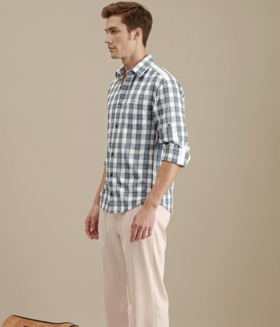 METTLE Men Checked Casual Shirt