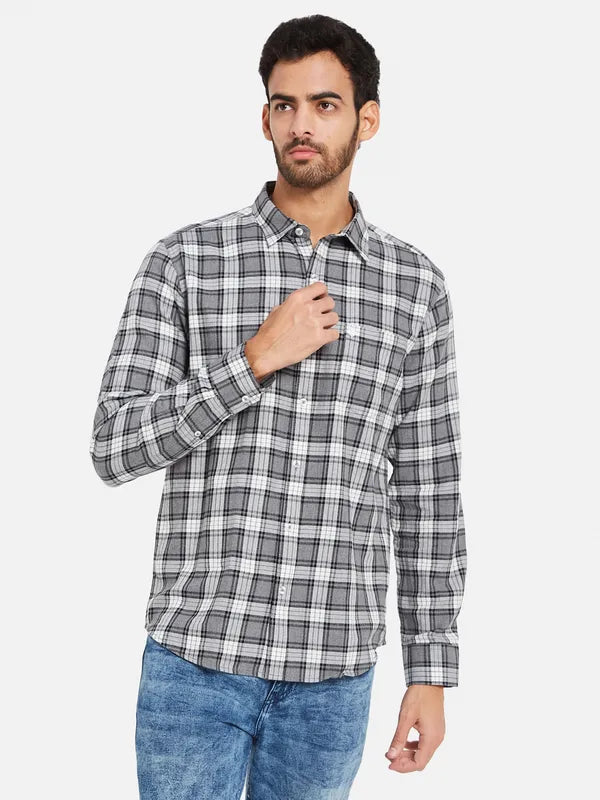 Mettle Men Grey Opaque Checked Casual Shirt