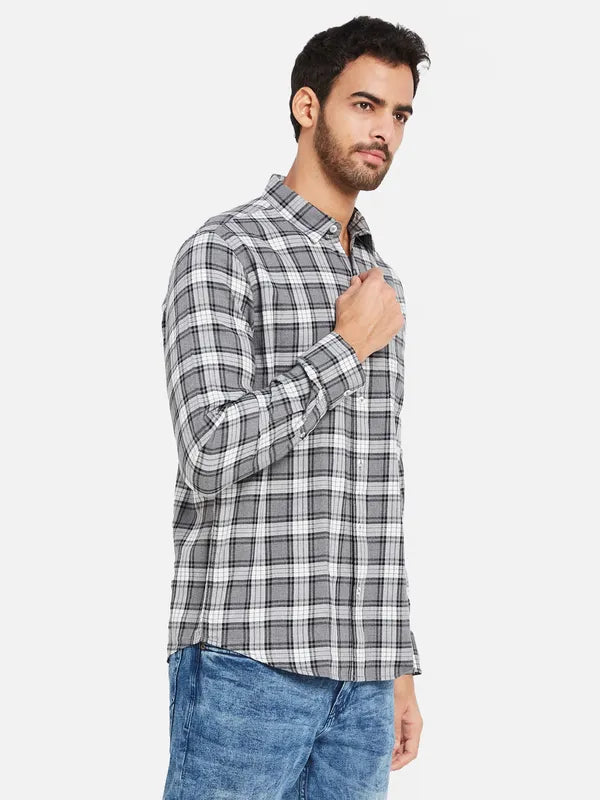 Mettle Men Grey Opaque Checked Casual Shirt