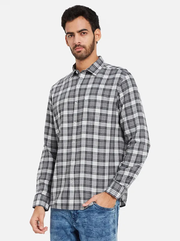 Mettle Men Grey Opaque Checked Casual Shirt