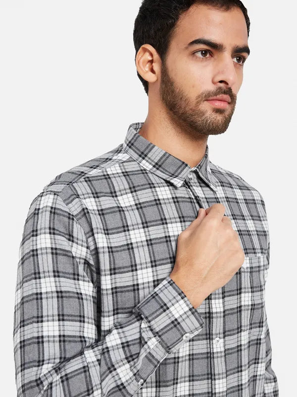 Mettle Men Grey Opaque Checked Casual Shirt