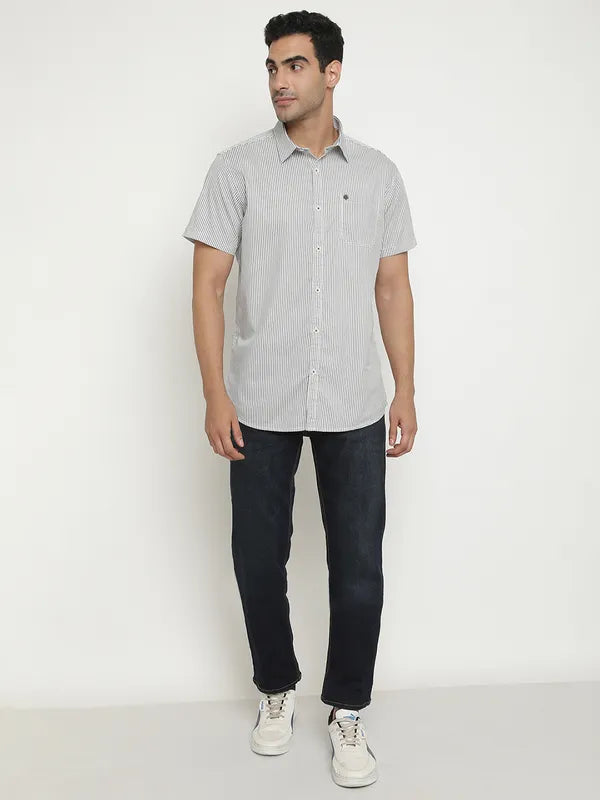 Mettle Men Grey Opaque Striped Casual Shirt