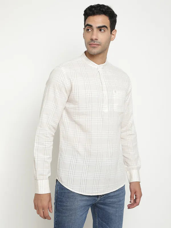 Mettle Men White Opaque Casual Shirt