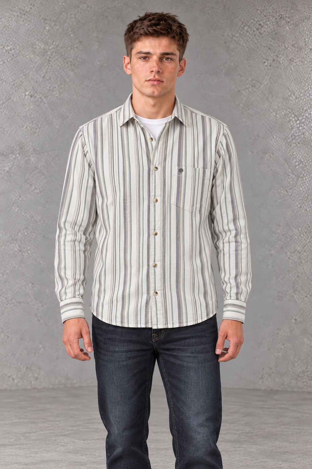 Men’s Off-White Striped Regular Fit Cotton Slub Shirt