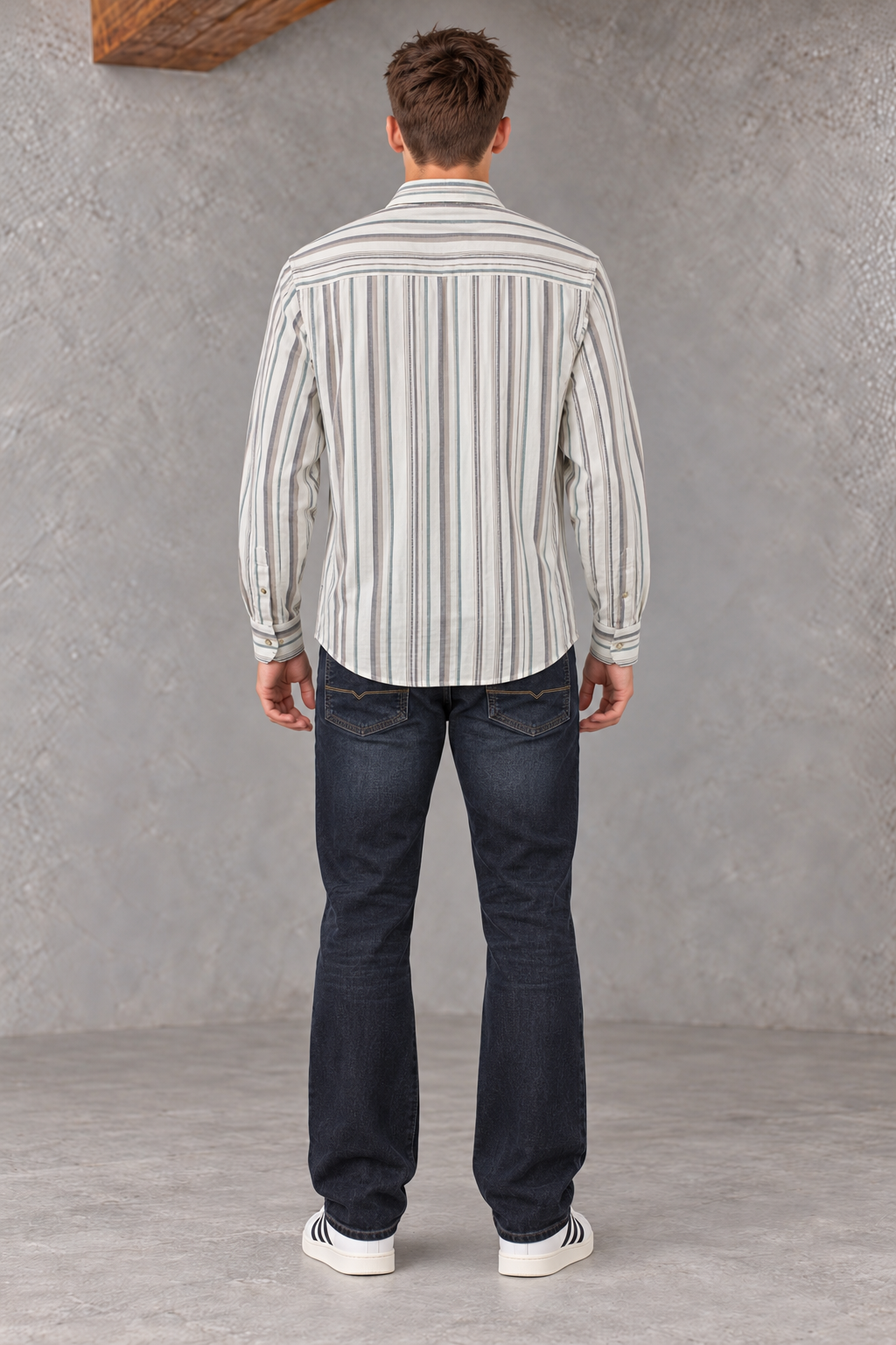 Men’s Off-White Striped Regular Fit Cotton Slub Shirt