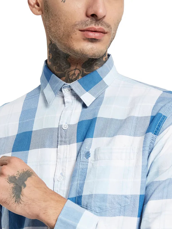 Mettle Spread Collar Checked Cotton Casual Shirt