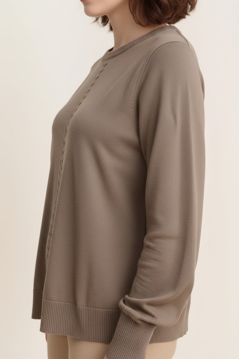 Women Cable Knit Solid Pullover Round Neck Sweater